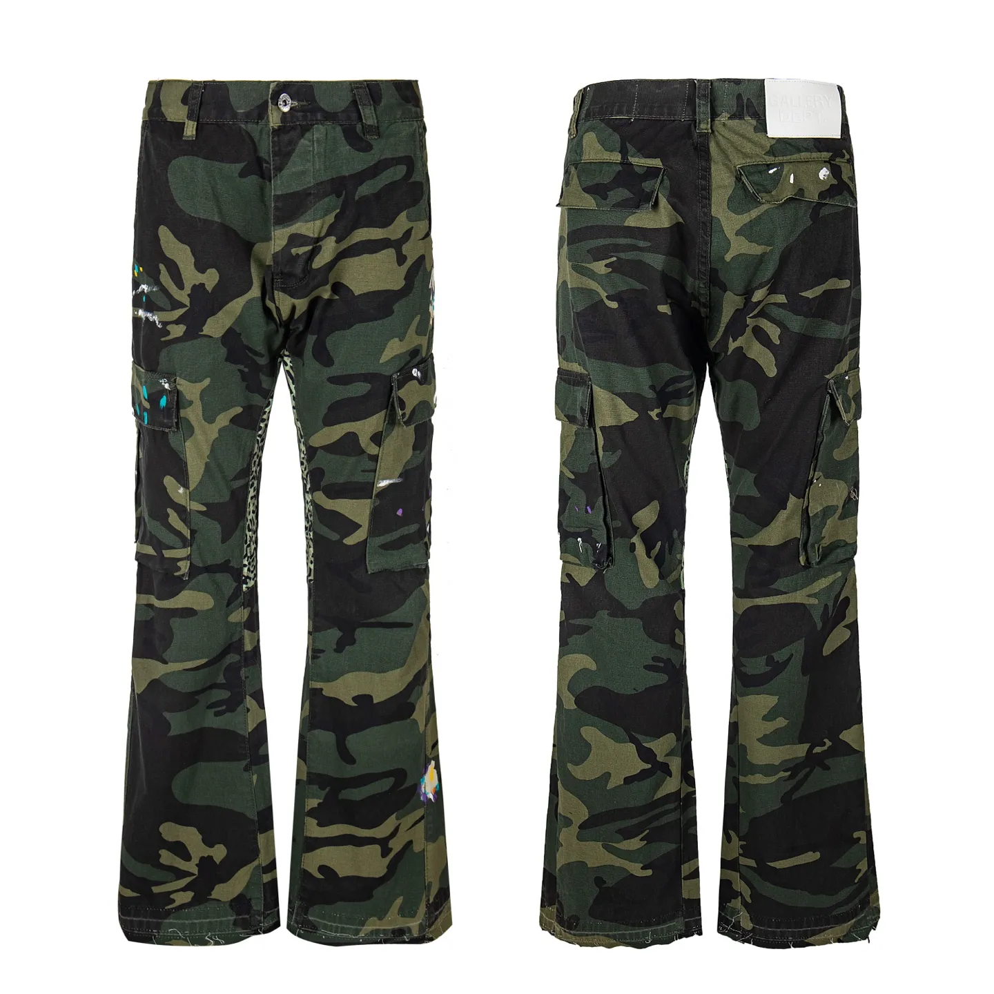 P250 Chrome Hearts Gallery 2025 new camouflage stitching multi-pocket couple bootcut jeans are a hot trend this season and are sought after by countless celebrities and fashionistas. The neat details of the cutting process add color to the playful fashion! The neat and meticulous design, and the well-fitting structure is unique. The upper body not only has outstanding recognition, but also looks younger and younger. A style with the ultimate wearing meaning and performance, gorgeous color matching, and the craftsmanship of this style is also extremely extraordinary. After the finished product is washed, it is disassembled and hand-made with sheepskin cross leather and then spliced ​​together to complete. The whole piece has too many craftsmanship to describe. It is decorated with patchwork cross flowers and high-waisted washed jeans! ! Absolutely high-end luxury product, a god-level single product, a super popular product, made by top heavy industry, a magic weapon that cannot be missed to hit the streets. Style number: 1846 Size: 28 30 32 34 36 Color: camouflage
